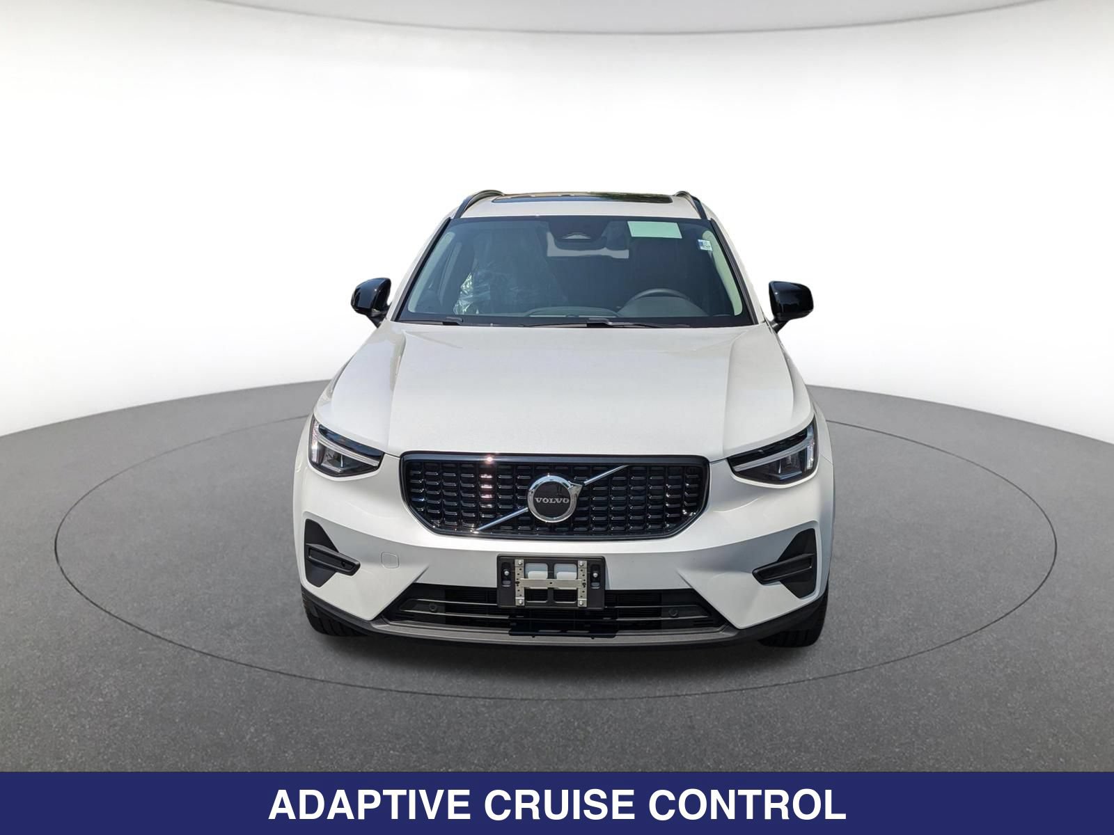 New 2026 Volvo XC40 B5 Core w/ Protection Package Premier AWD/4WD image 2