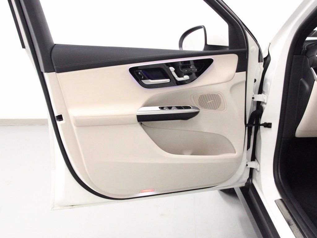 Certified 2024 Mercedes-Benz GLC 300 4MATIC image 18