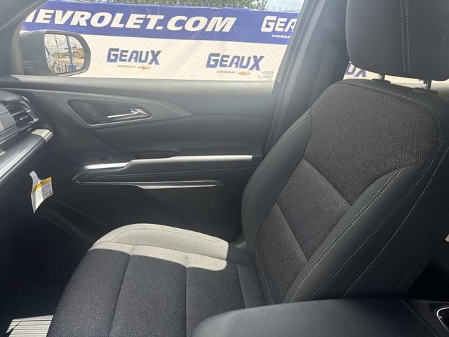 Used 2024 Chevrolet Traverse LT w/ LPO, Floor Liner Package FWD image 25