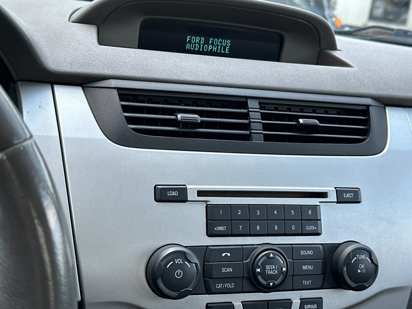 Used 2009 Ford Focus SES FWD image 16