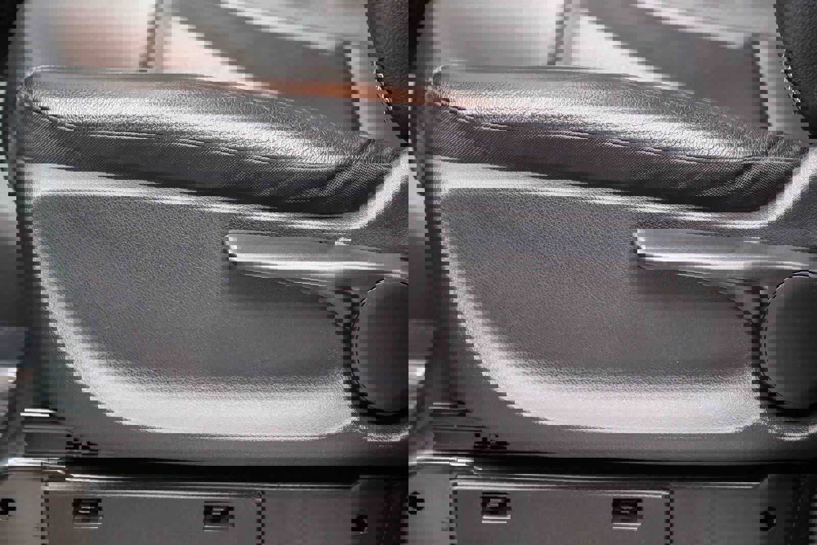 Used 2023 Mercedes-Benz Metris Passenger image 25