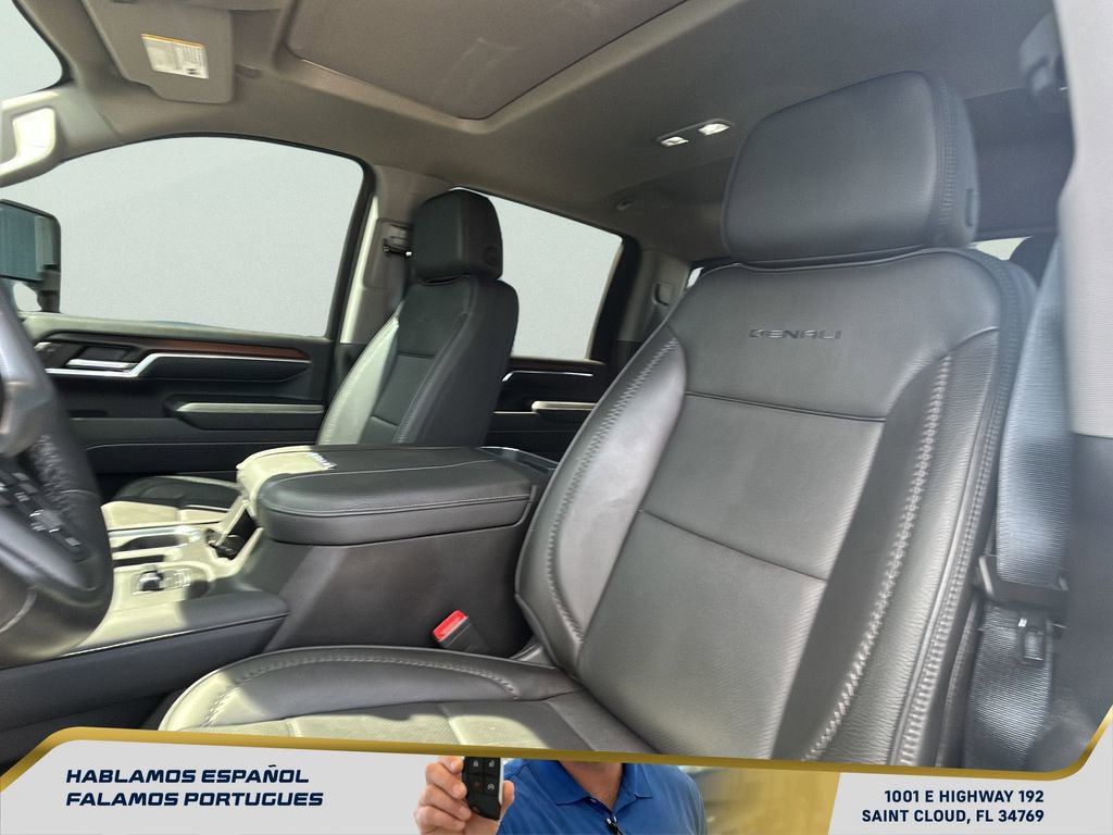 Used 2025 GMC Sierra 3500 Denali w/ Denali Reserve Package AWD/4WD image 15