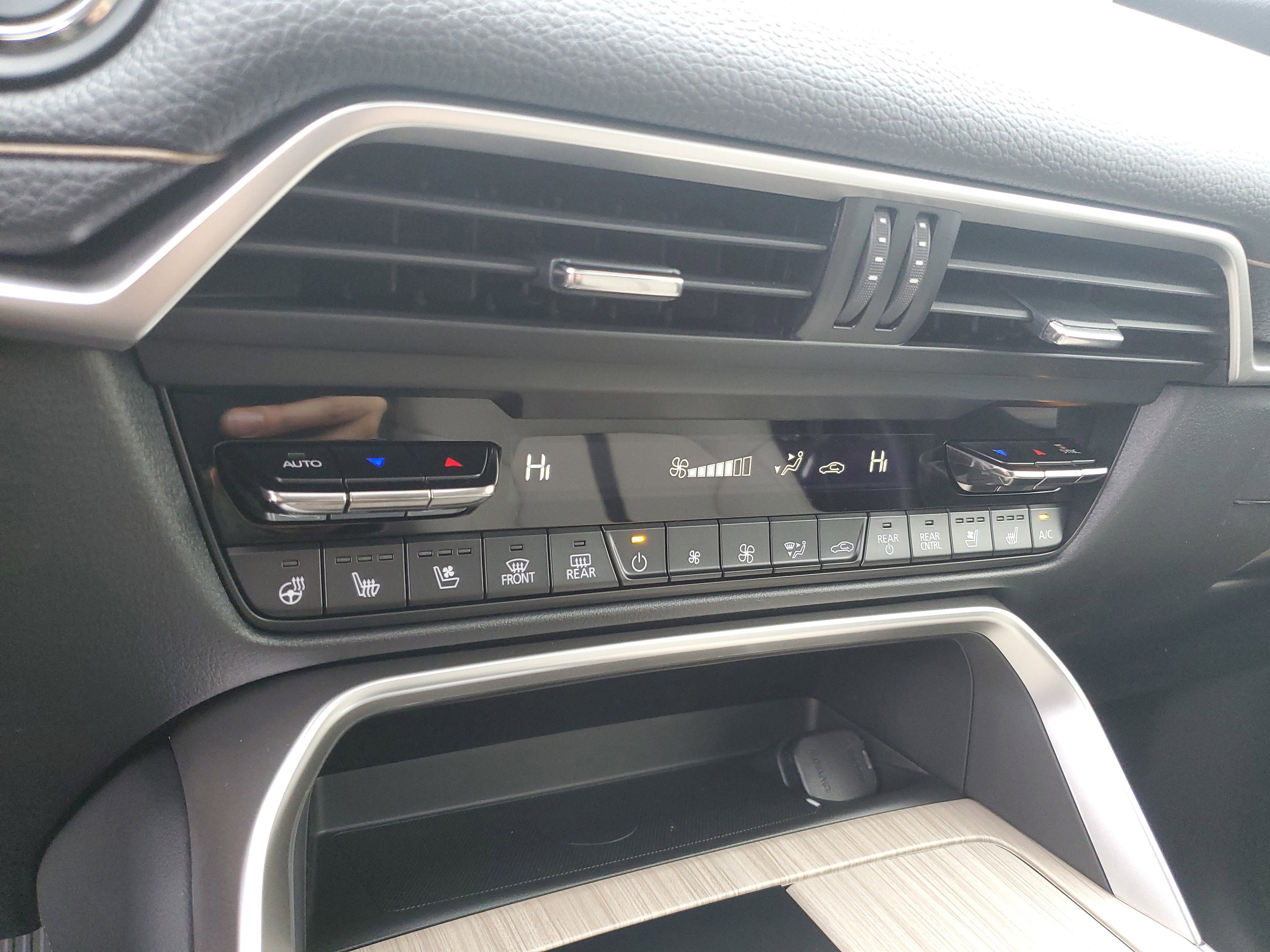 New 2026 MAZDA CX-70 3.3 Turbo w/ Preferred Package image 28