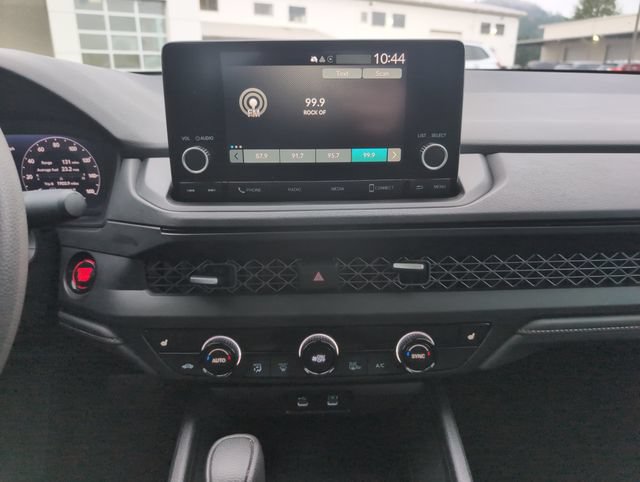 Used 2025 Honda Accord SE image 25