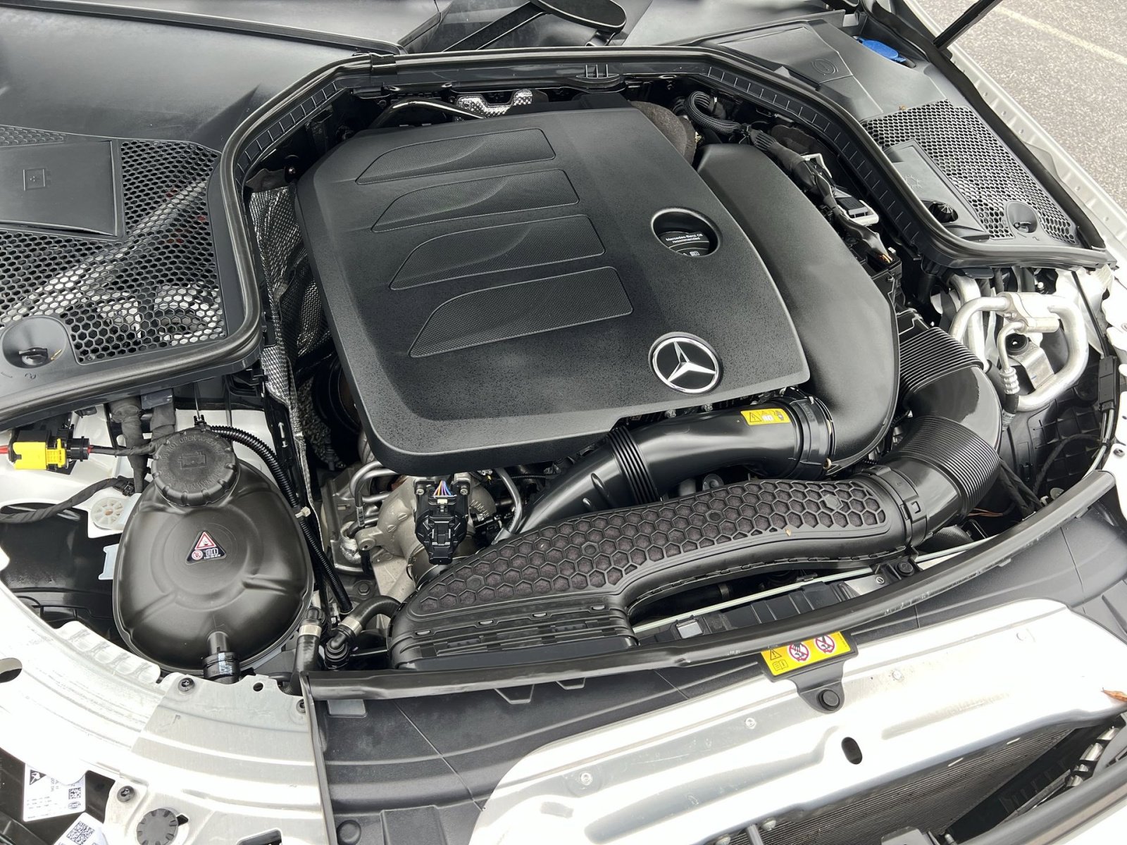 Used 2021 Mercedes-Benz C 300 4MATIC Sedan image 34
