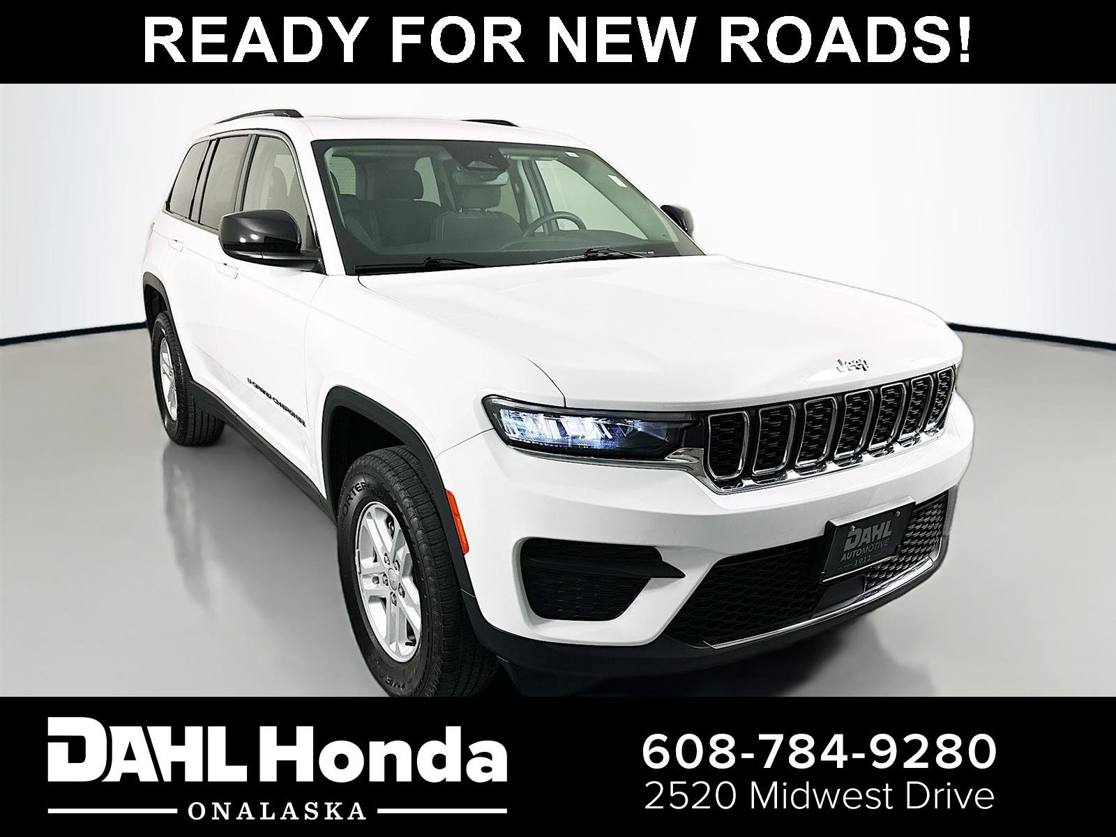Used 2023 Jeep Grand Cherokee Laredo w/ Luxury Tech Group I image 1