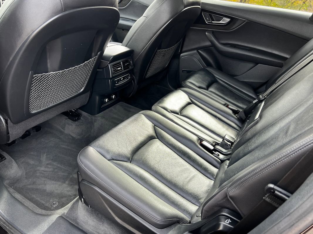 Used 2018 Audi Q7 3.0T Premium Plus w/ Premium Plus Package image 24