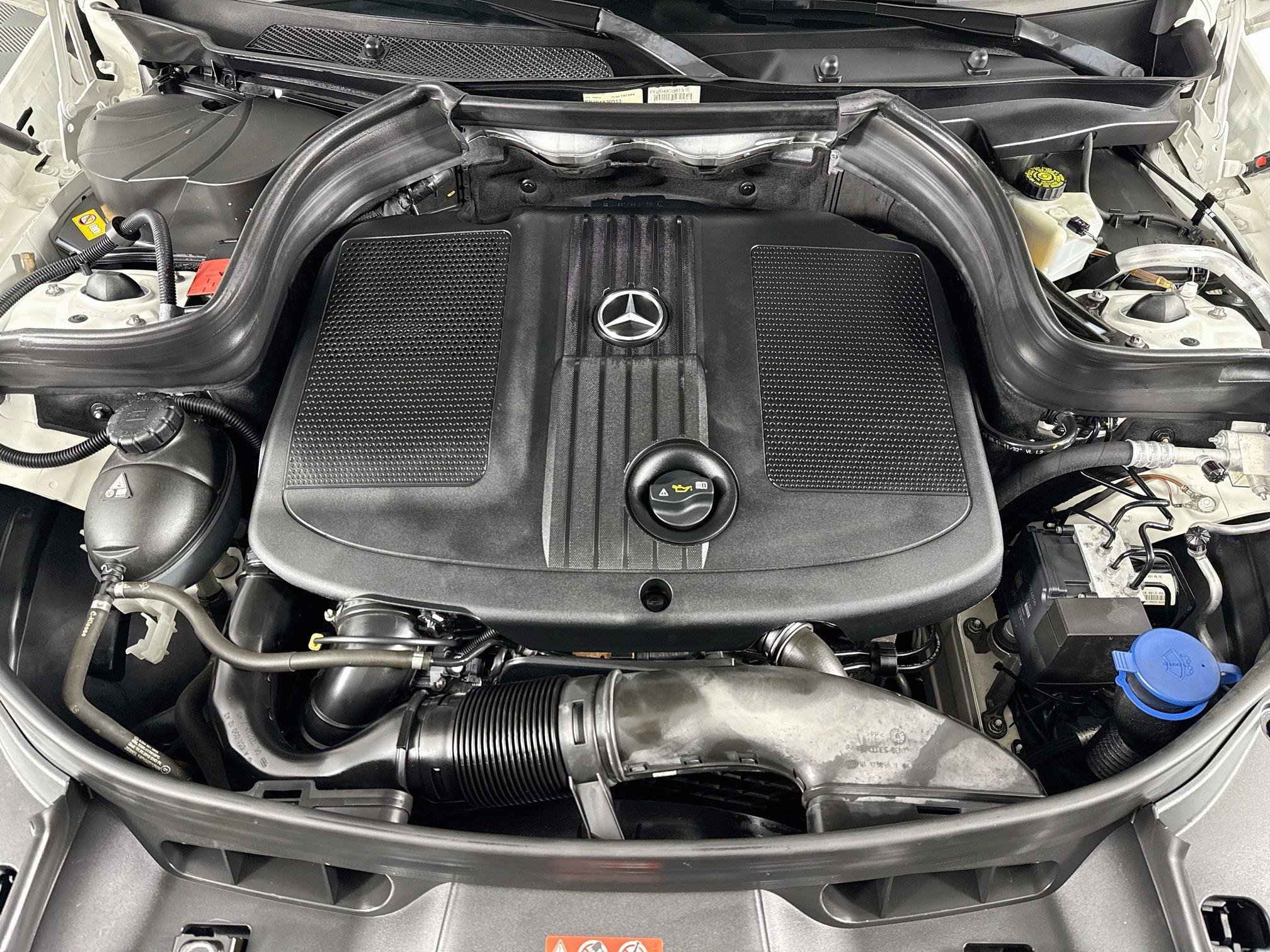 Used 2014 Mercedes-Benz GLK 250 BlueTEC 4MATIC image 18