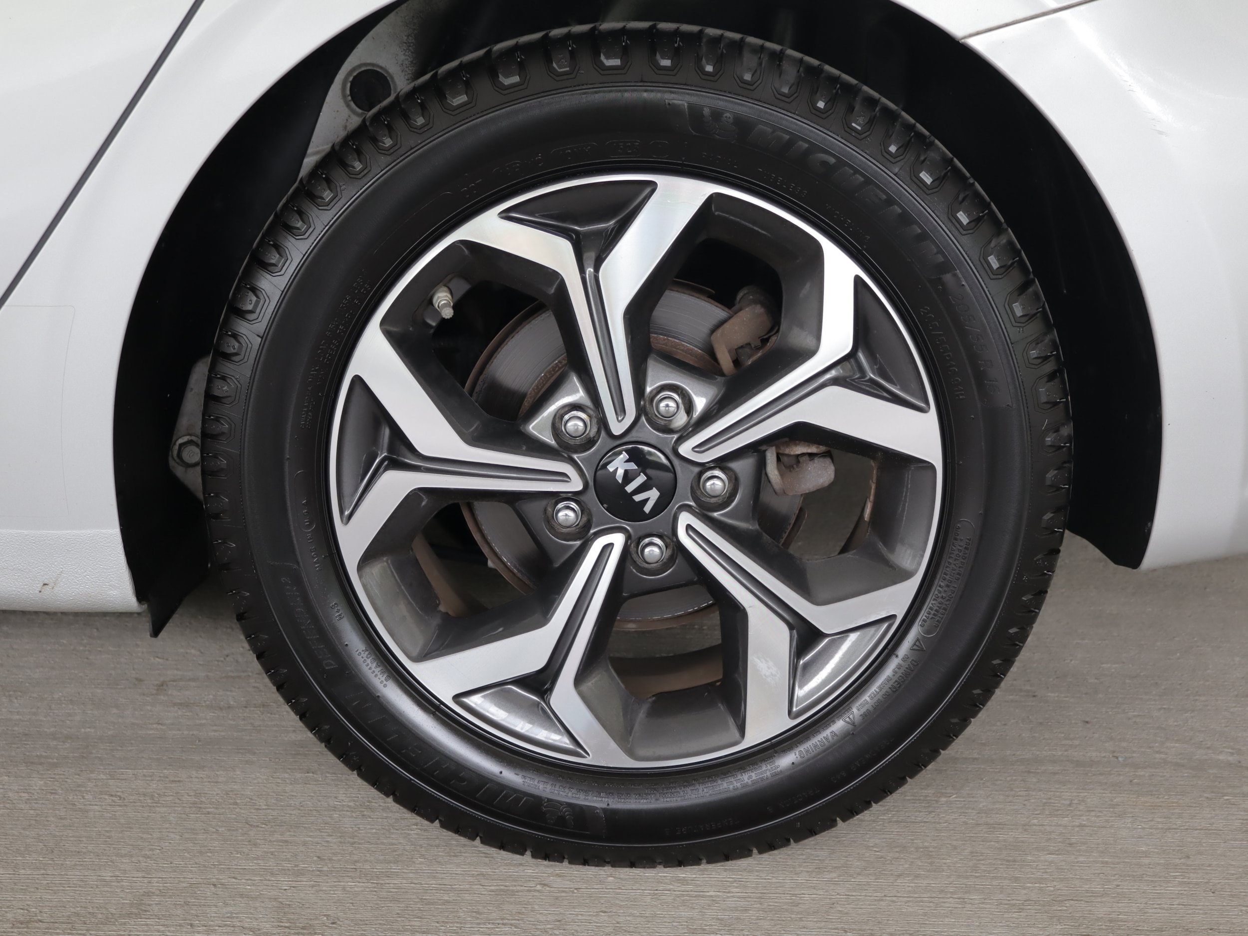 Used 2019 Kia Forte LXS FWD image 22