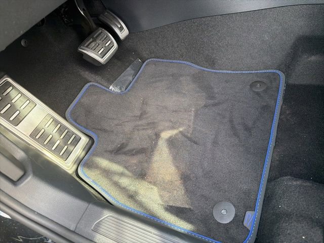 New 2026 Volkswagen Golf 2.0T image 17