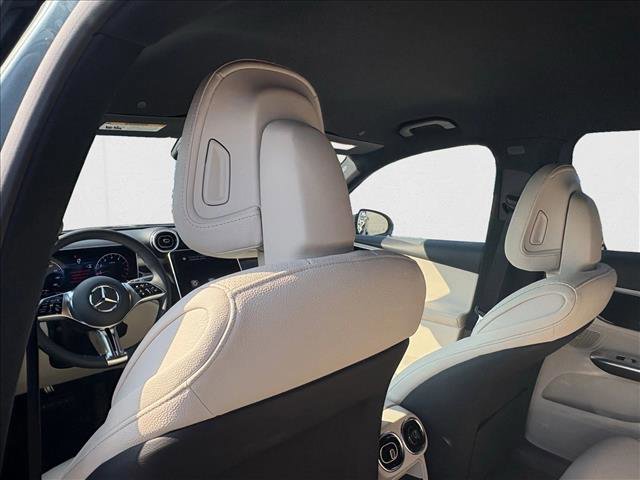 New 2026 Mercedes-Benz GLC 300 image 18