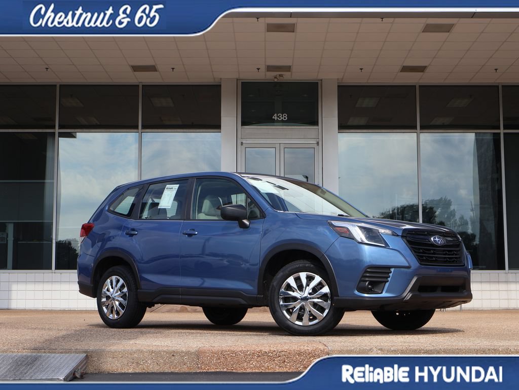 Used 2022 Subaru Forester AWD/4WD image 2
