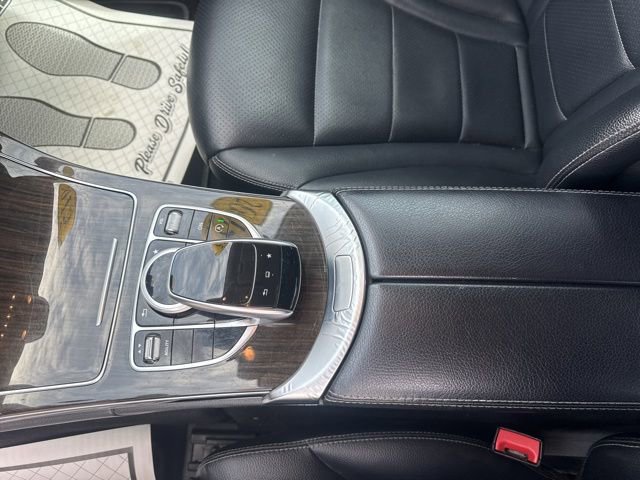Used 2015 Mercedes-Benz C 300 4MATIC Sedan image 38