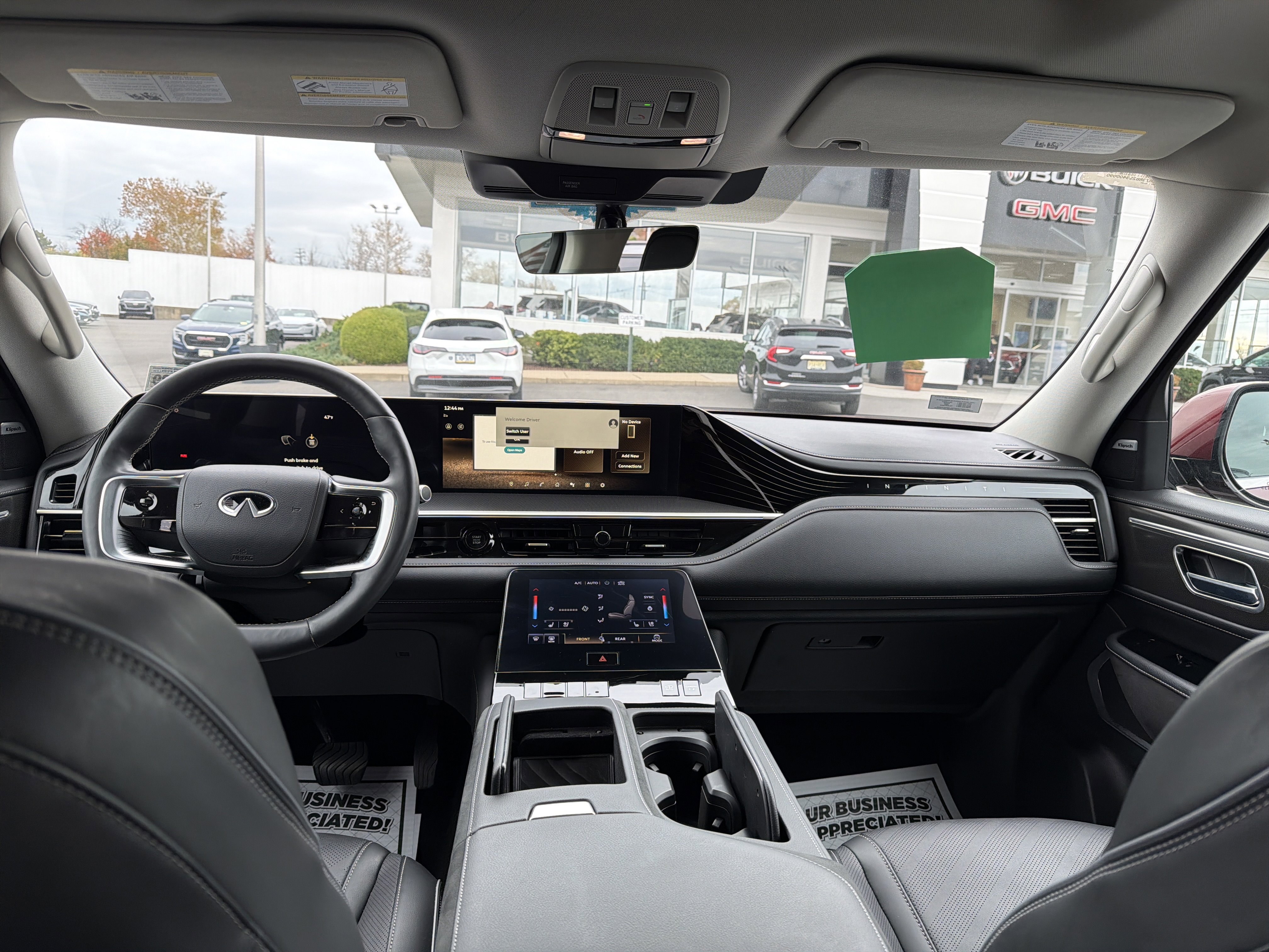 Used 2025 INFINITI QX80 Luxe image 25