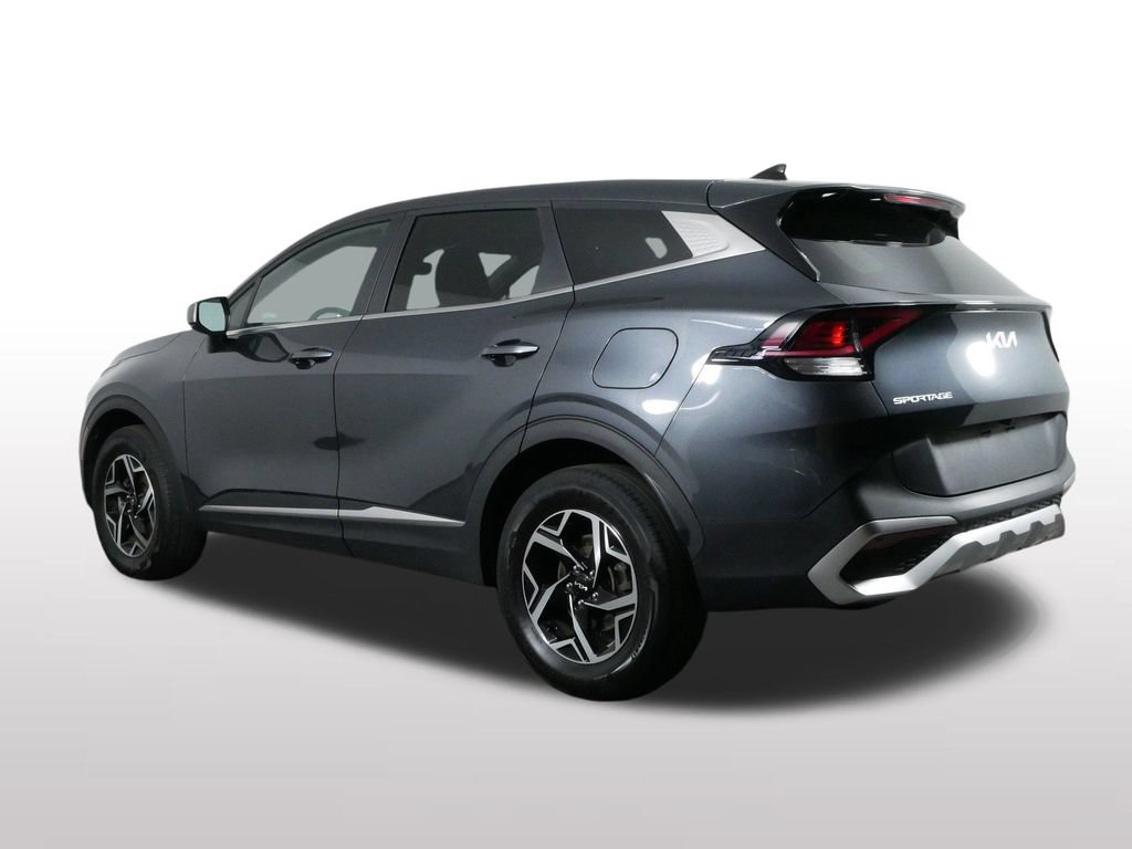 Used 2023 Kia Sportage LX AWD/4WD image 9