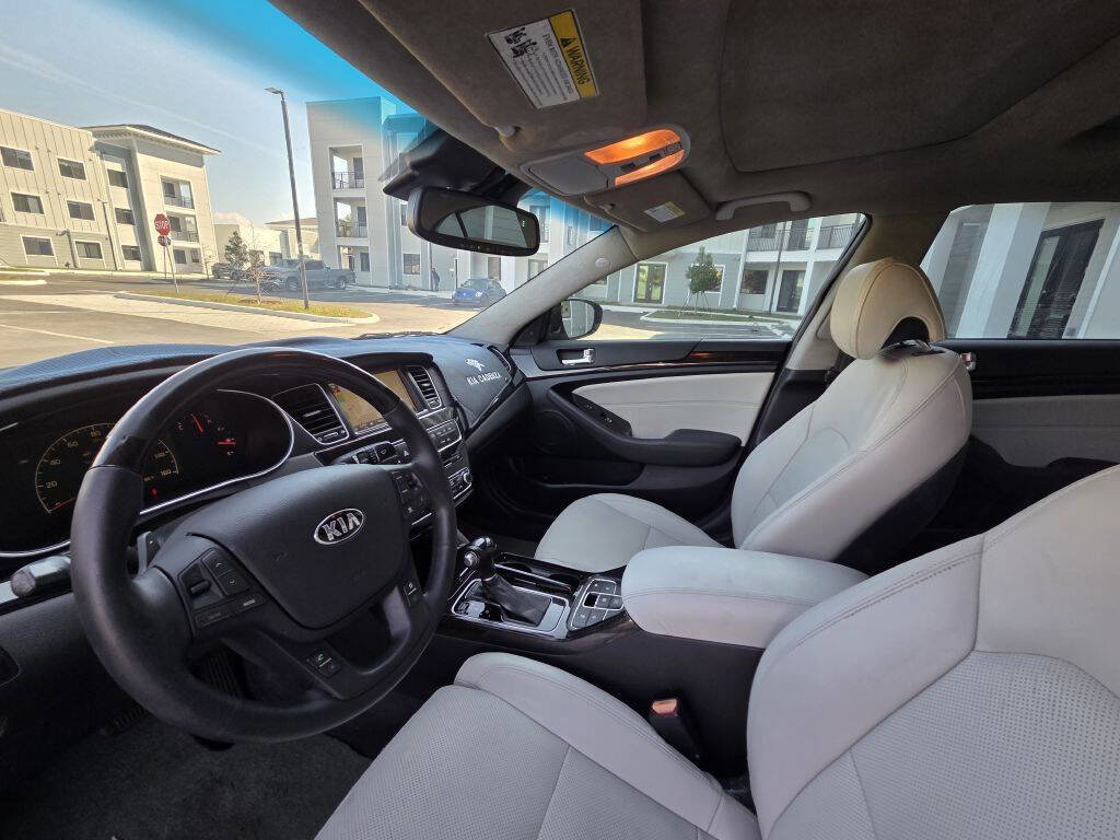 Used 2014 Kia Cadenza Premium w/ Technology Package image 23