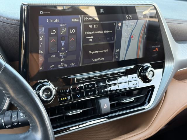 Used 2020 Toyota Highlander Platinum FWD image 13