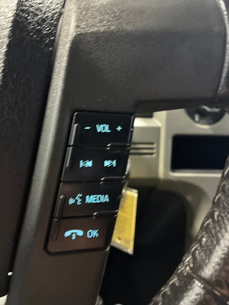 Used 2012 Ford F150 Lariat w/ Lariat Chrome Pkg AWD/4WD image 28