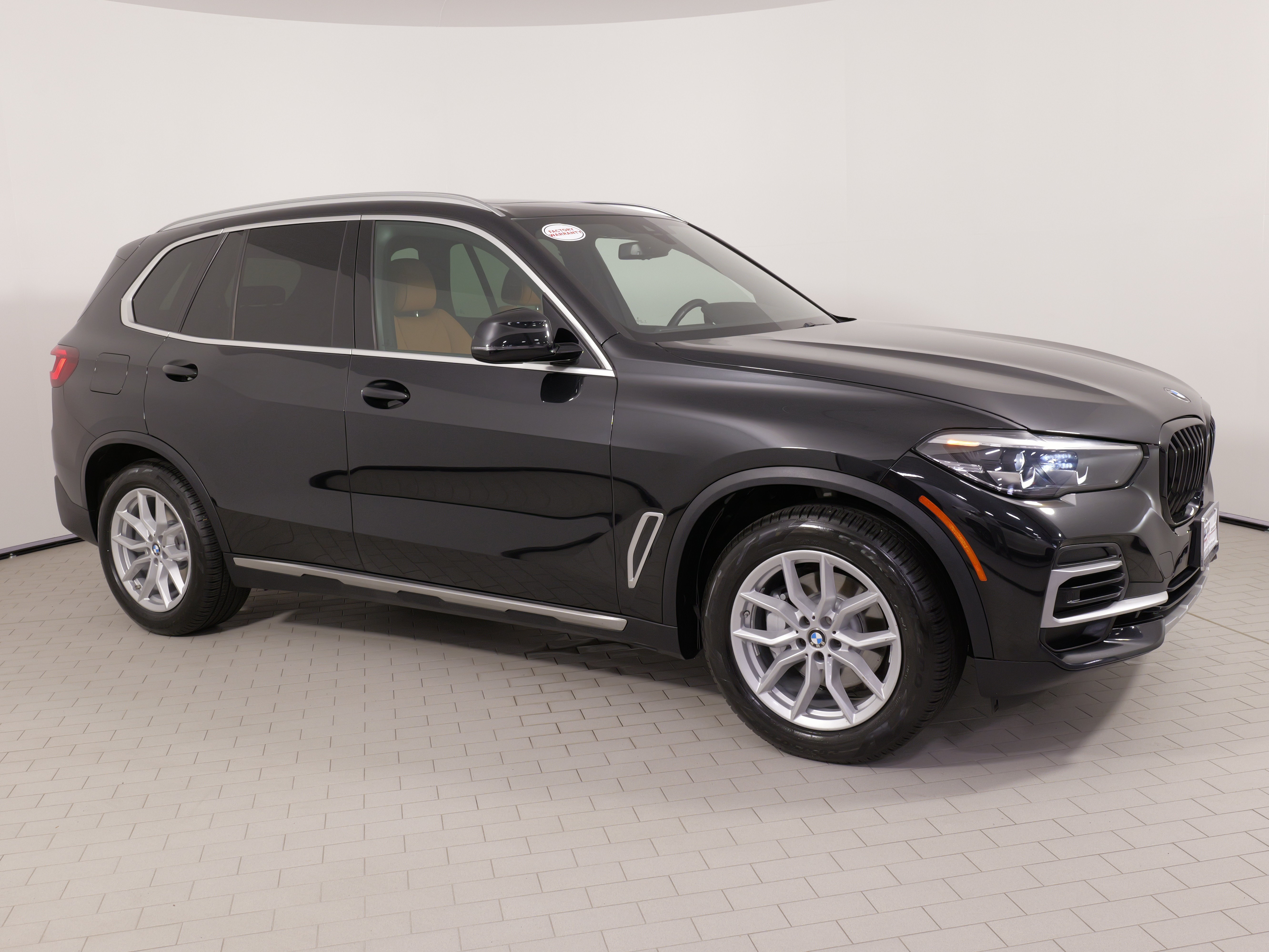 Used 2023 BMW X5 xDrive40i w/ Premium Package AWD/4WD image 8