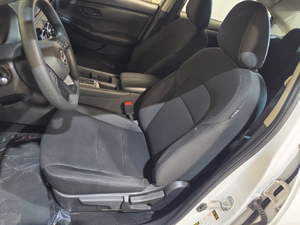 Used 2024 Nissan Sentra S FWD image 13