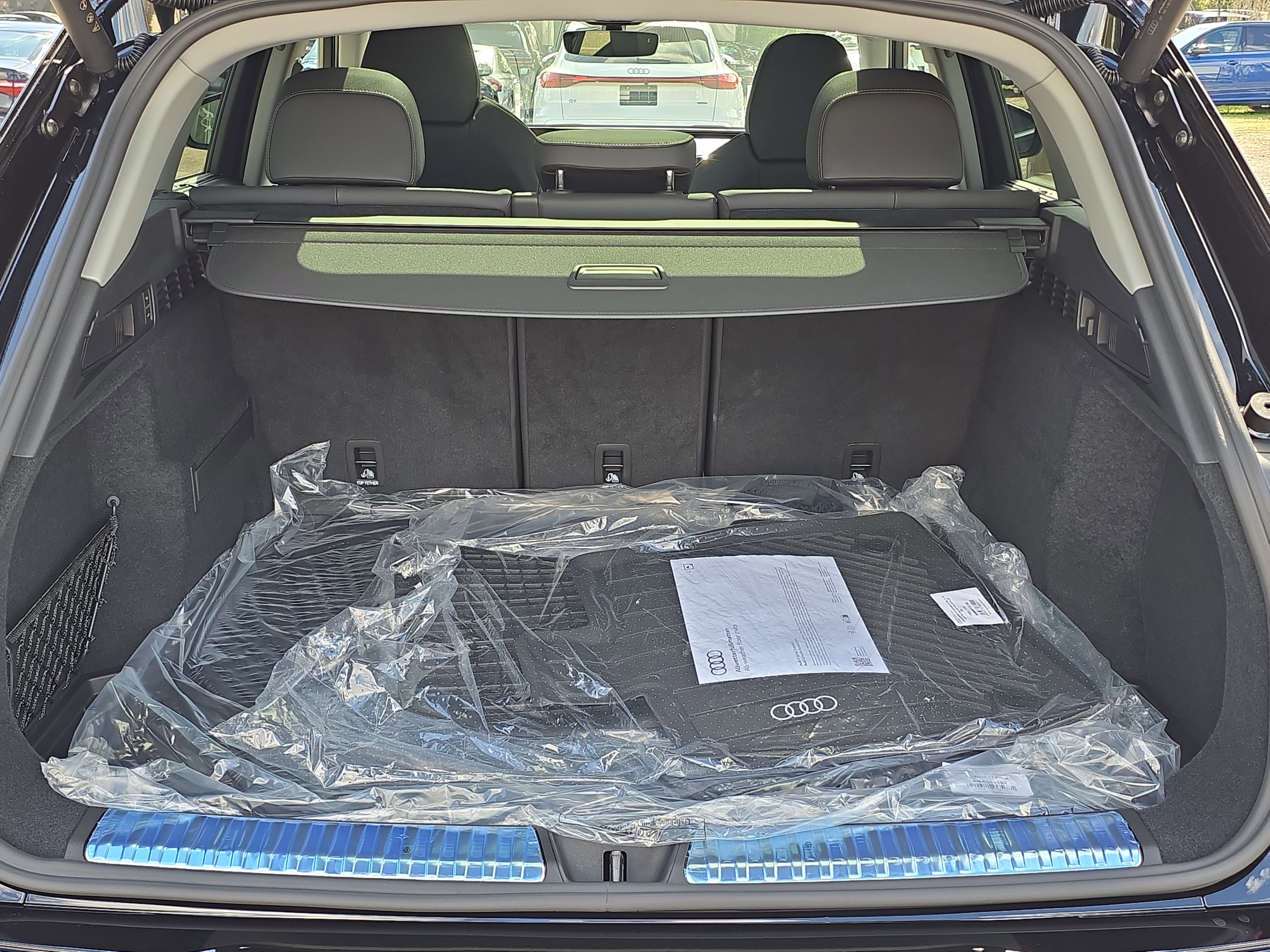 New 2025 Audi Q5 Prestige image 8