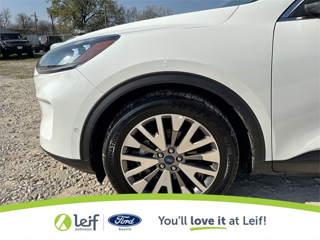 Used 2020 Ford Escape Titanium image 23