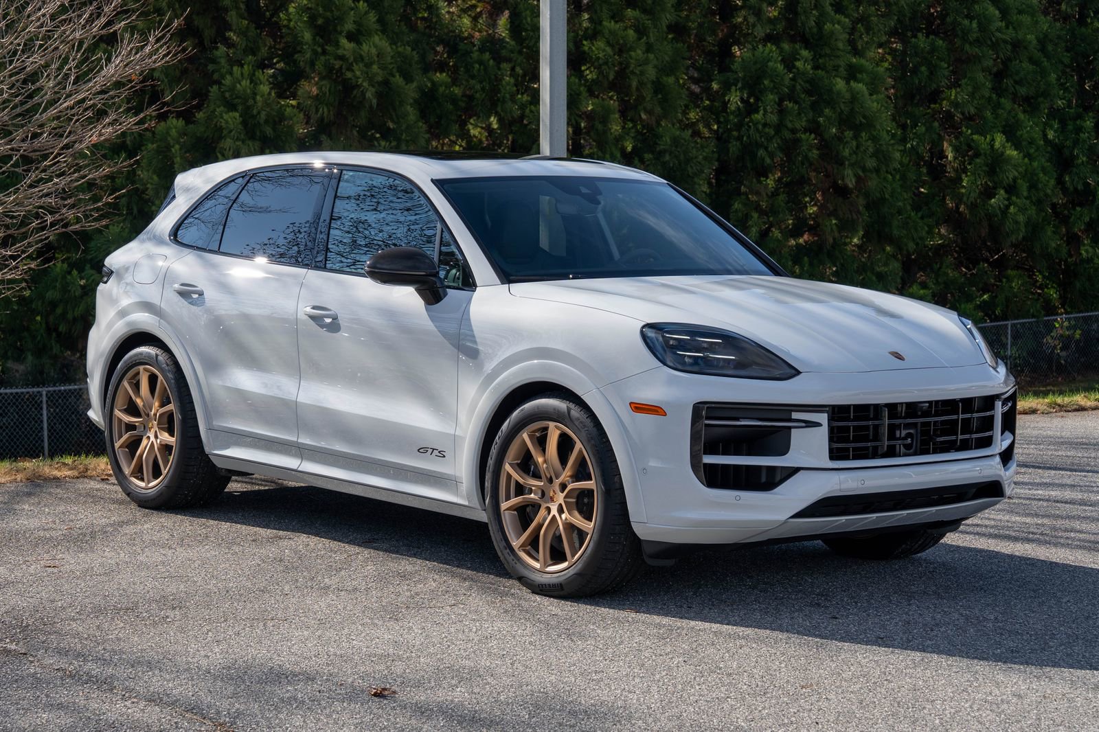 Certified 2025 Porsche Cayenne GTS image 9
