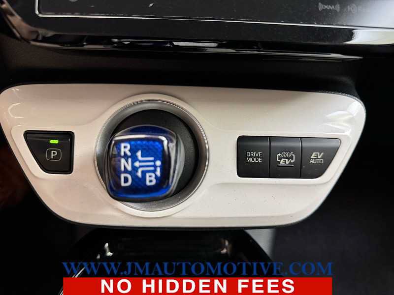 Used 2017 Toyota Prius Prime Premium FWD image 34