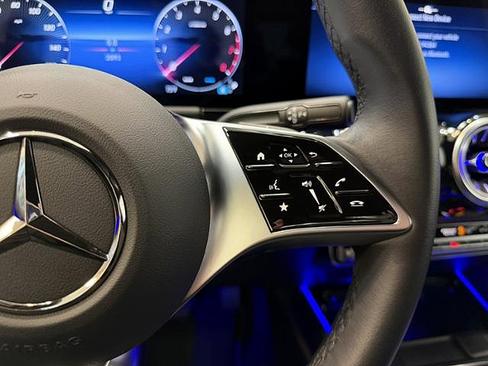 Used 2025 Mercedes-Benz GLA 250 image 5