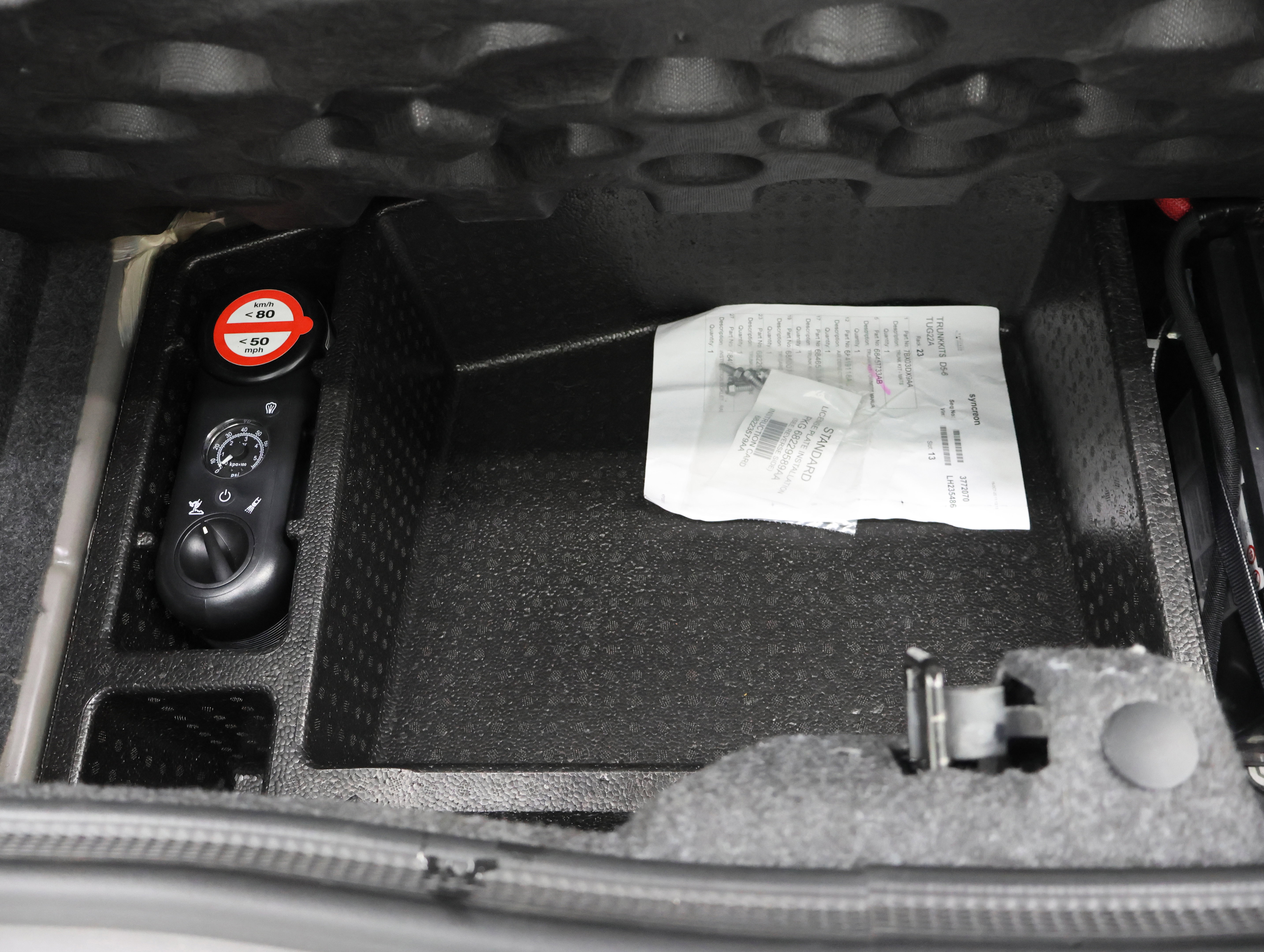 Used 2020 Dodge Challenger SRT Hellcat Redeye image 27