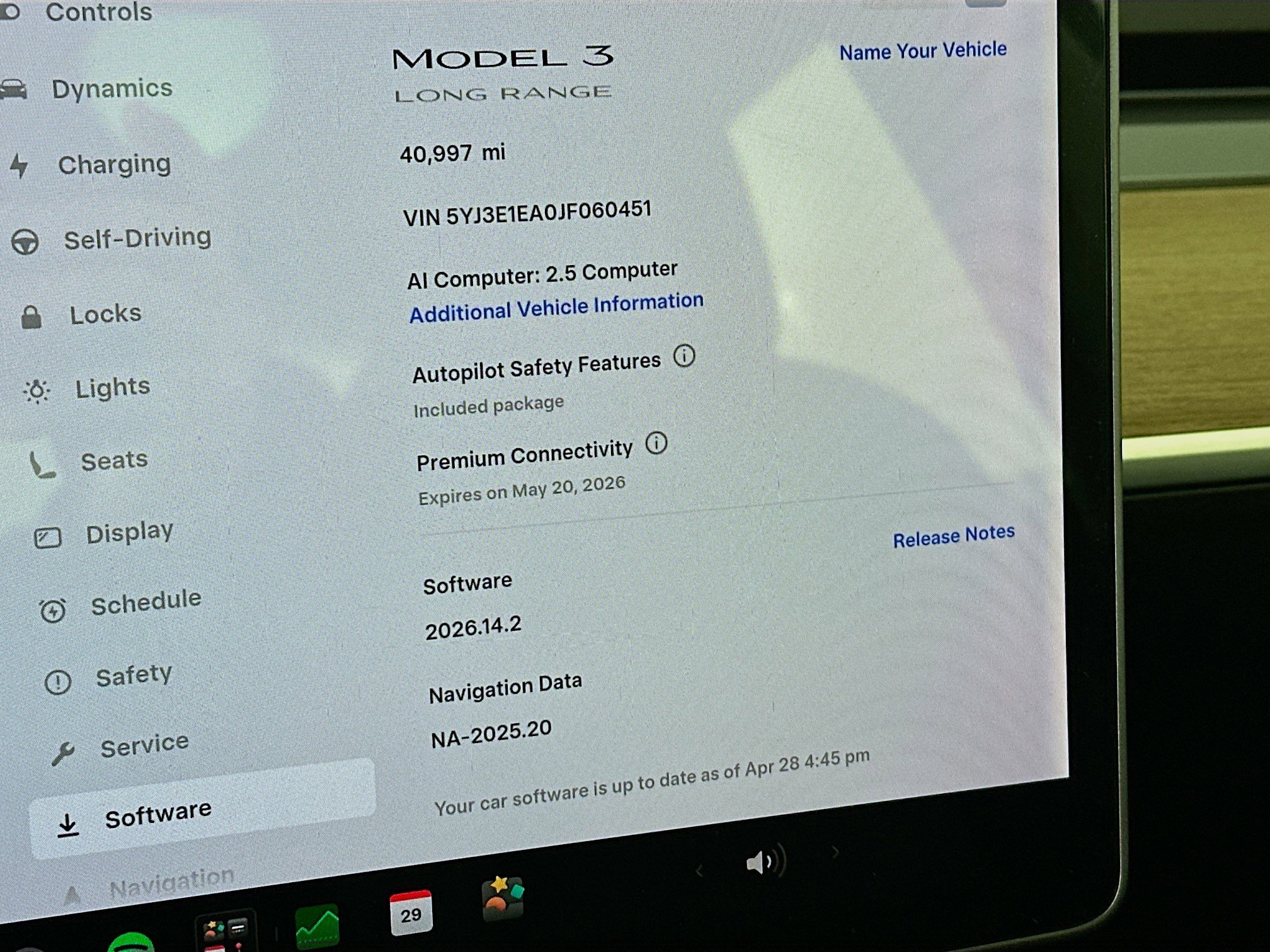 Used 2018 Tesla Model 3 Long Range RWD image 17