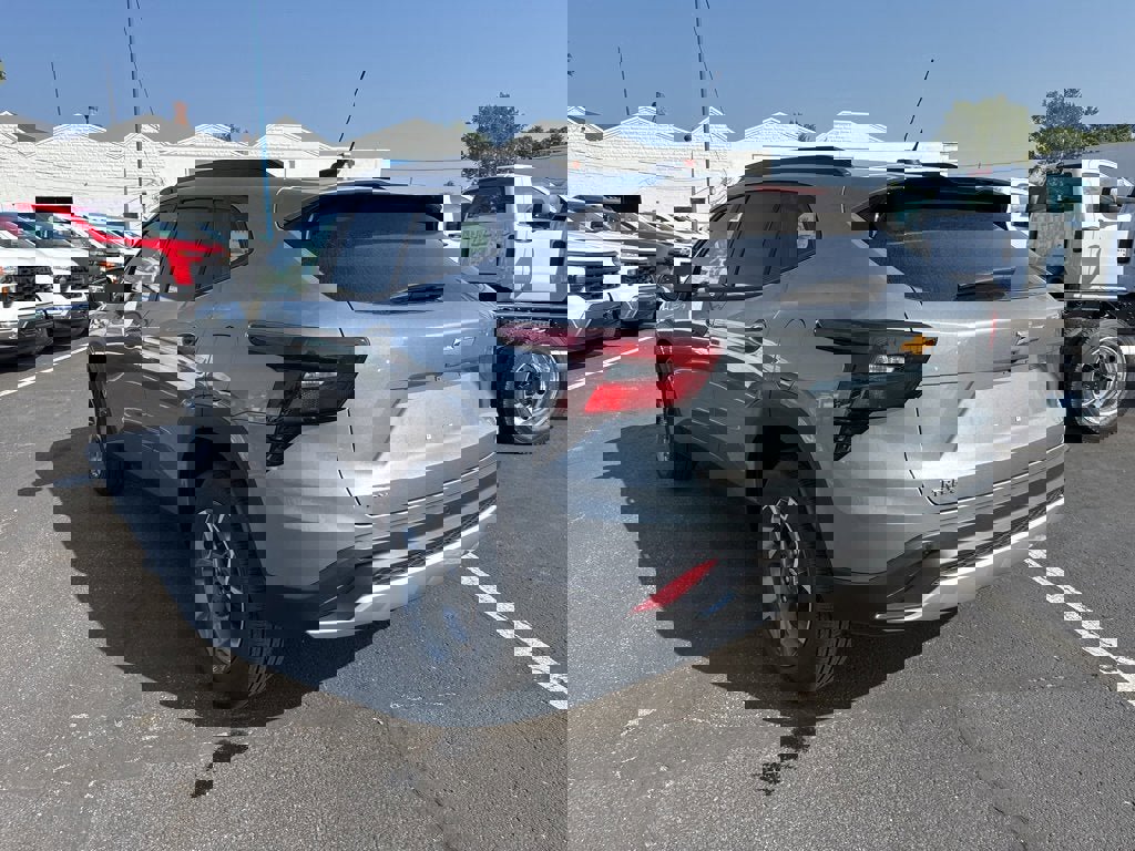 New 2025 Chevrolet Trax LT w/ Driver Confidence Package image 5