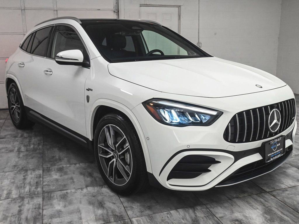 Used 2024 Mercedes-Benz GLA 35 AMG 4MATIC image 3