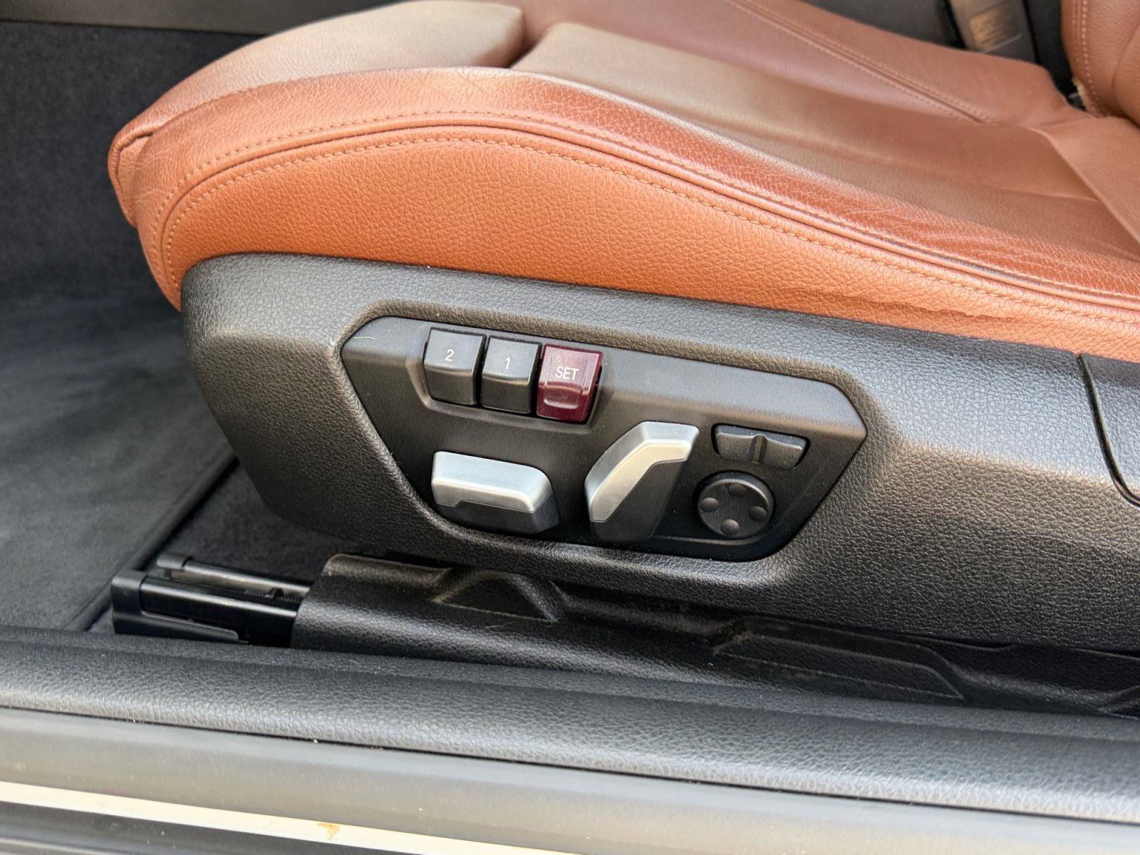 Used 2017 BMW 230i Convertible image 41