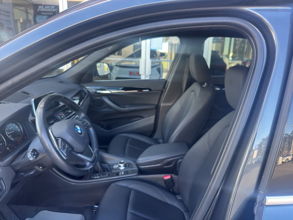 Used 2019 BMW X1 xDrive28i w/ Convenience Package image 4