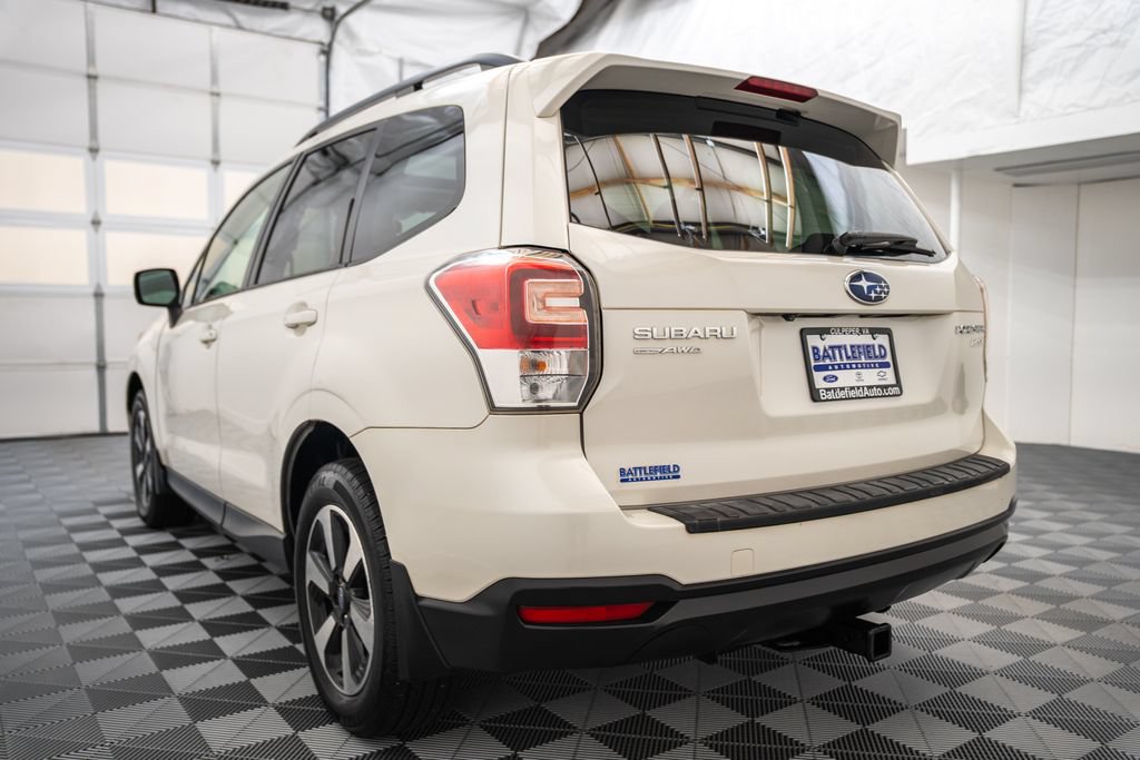 Used 2017 Subaru Forester 2.5i Premium w/ All-Weather Package AWD/4WD image 7
