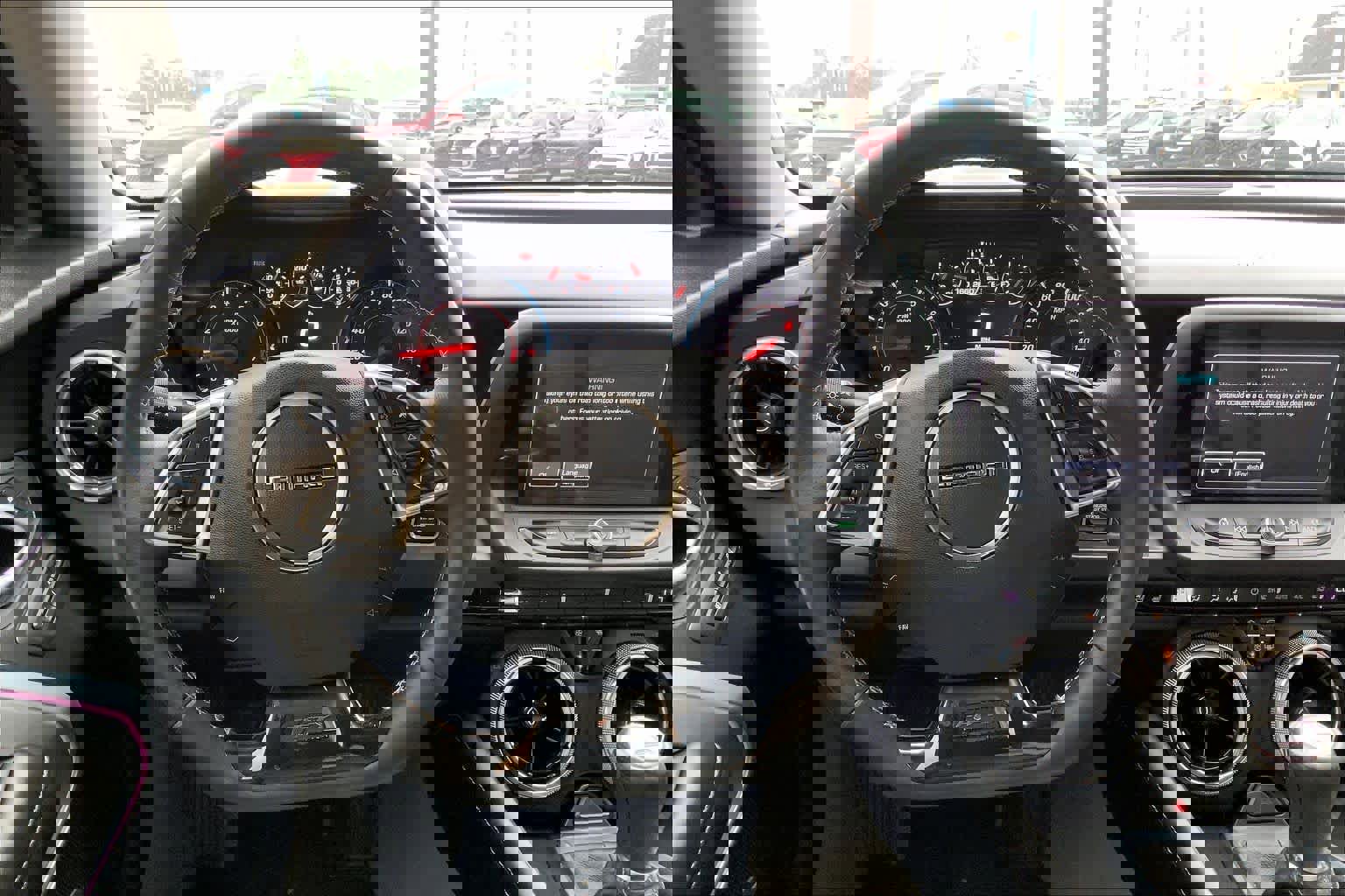 Used 2017 Chevrolet Camaro LT image 5