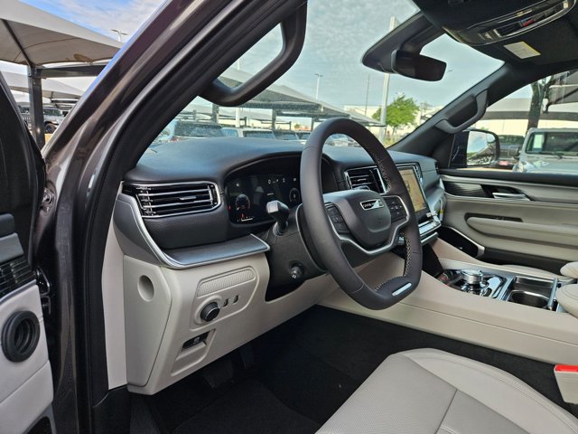 New 2026 Jeep Grand Wagoneer L Limited w/ Premium Group II AWD/4WD image 3