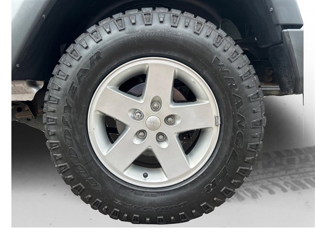 Used 2015 Jeep Wrangler Unlimited Sport w/ Quick Order Package 24S AWD/4WD image 17