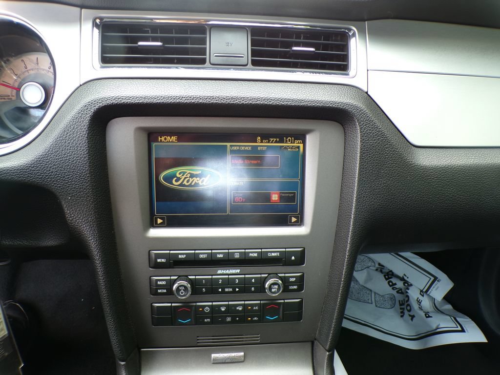 Used 2010 Ford Mustang GT RWD image 23