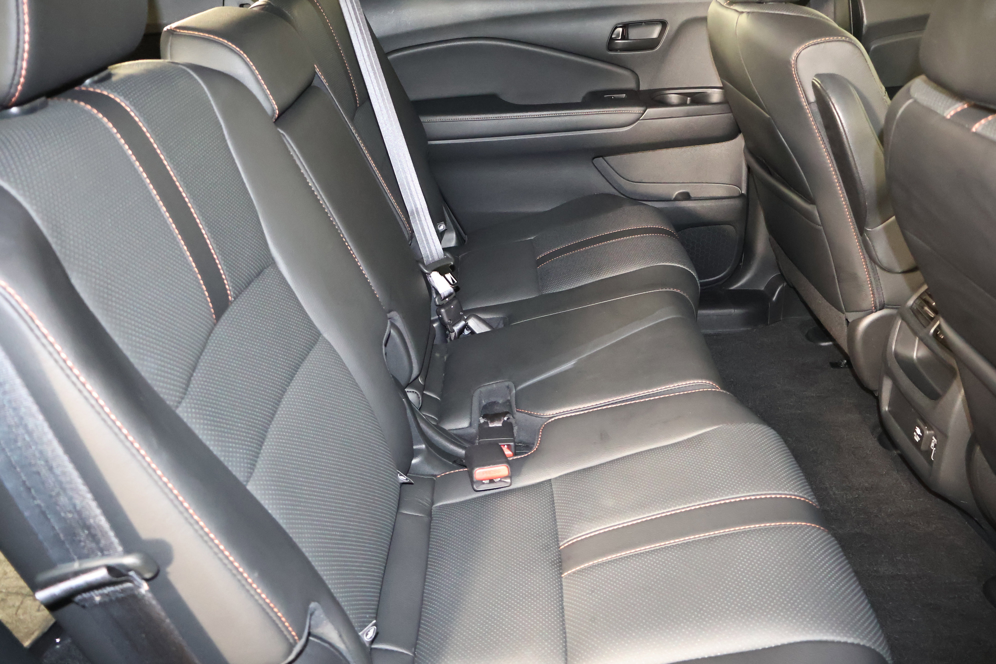 Certified 2022 Honda Passport TrailSport image 47