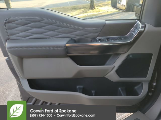 Used 2025 Ford F450 Platinum w/ Platinum Plus Package image 24