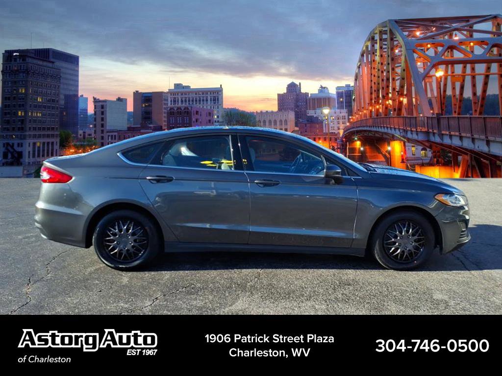 Used 2020 Ford Fusion S image 2