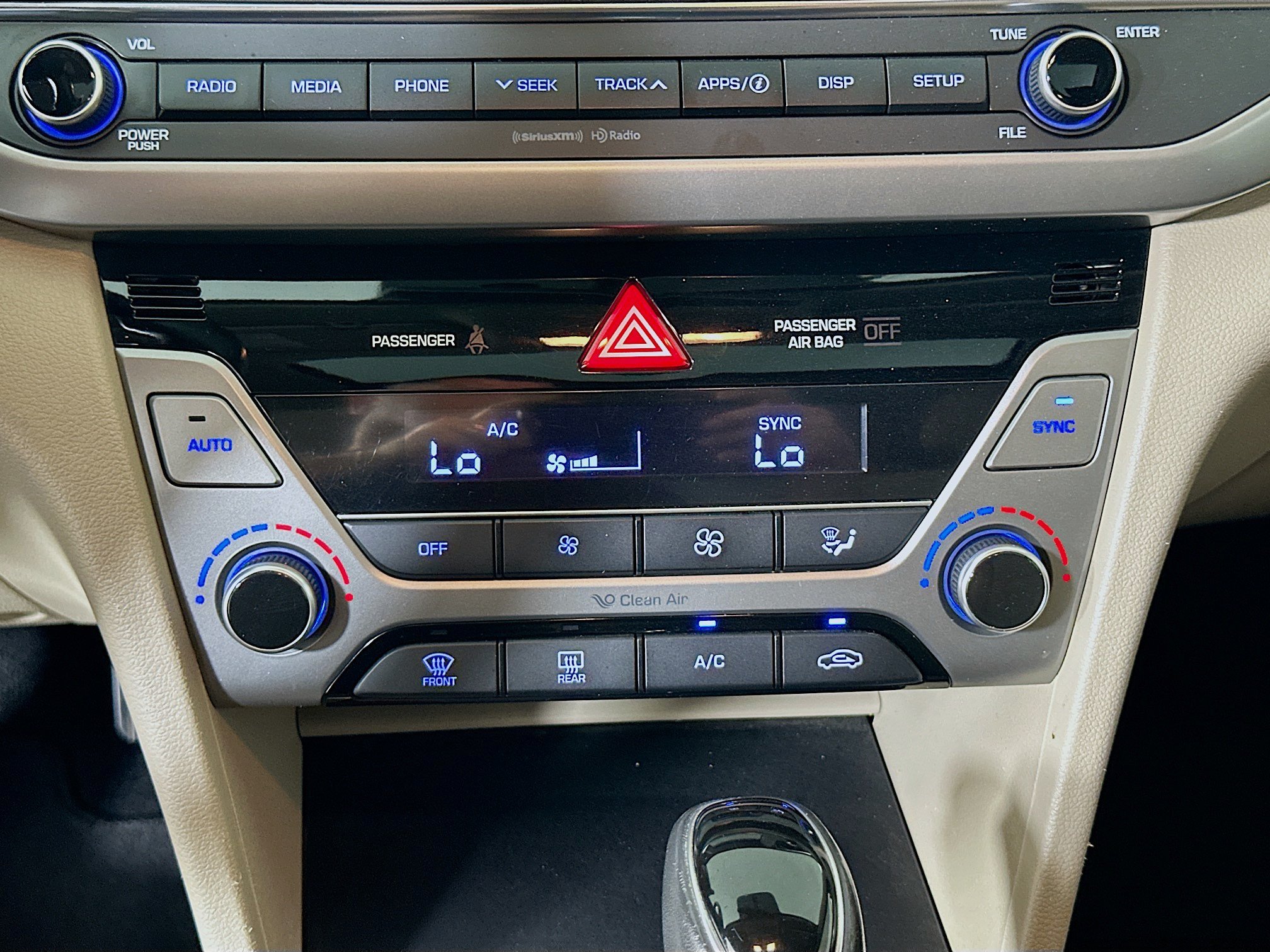 Used 2018 Hyundai Elantra Value Edition FWD image 24