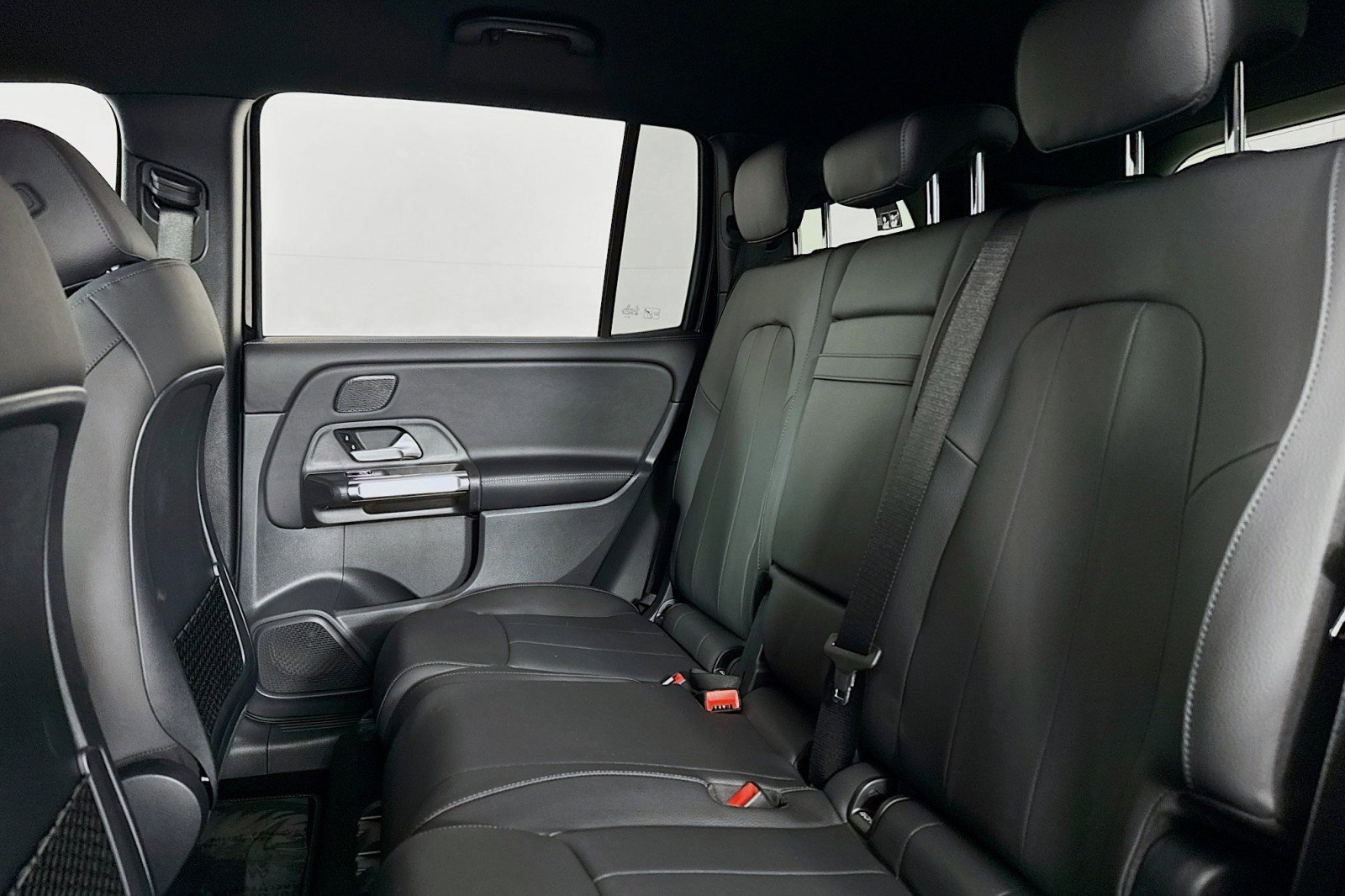 New 2026 Mercedes-Benz GLB 250 image 7