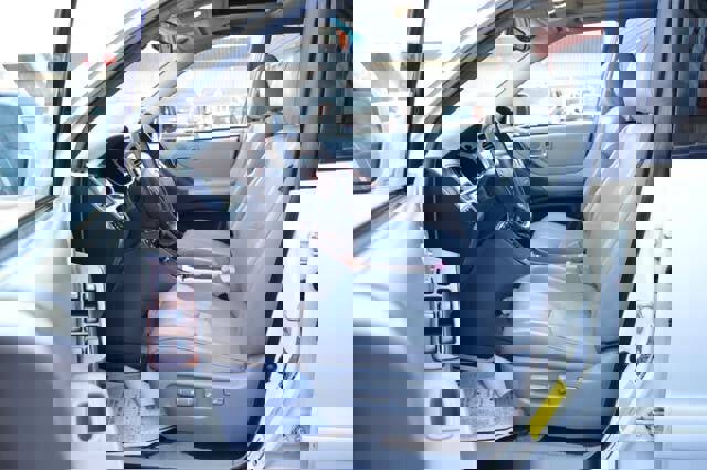 Used 2004 Toyota Highlander Limited image 45