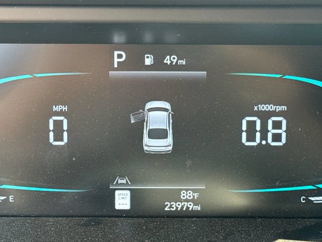 Used 2025 Hyundai Elantra Sport FWD image 17