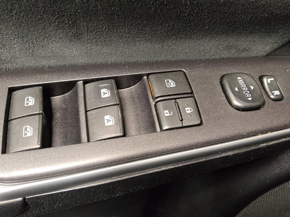 Used 2015 Toyota Camry XSE w/ Moonroof Package image 27