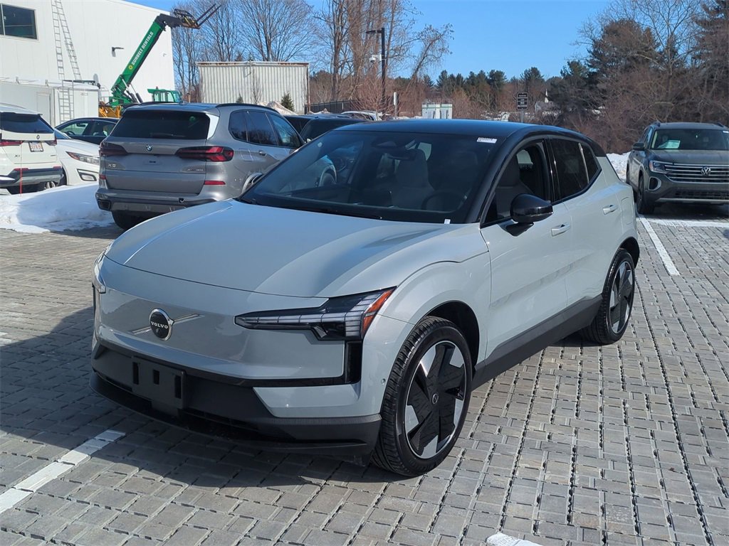 Used 2025 Volvo EX30 Ultra image 7