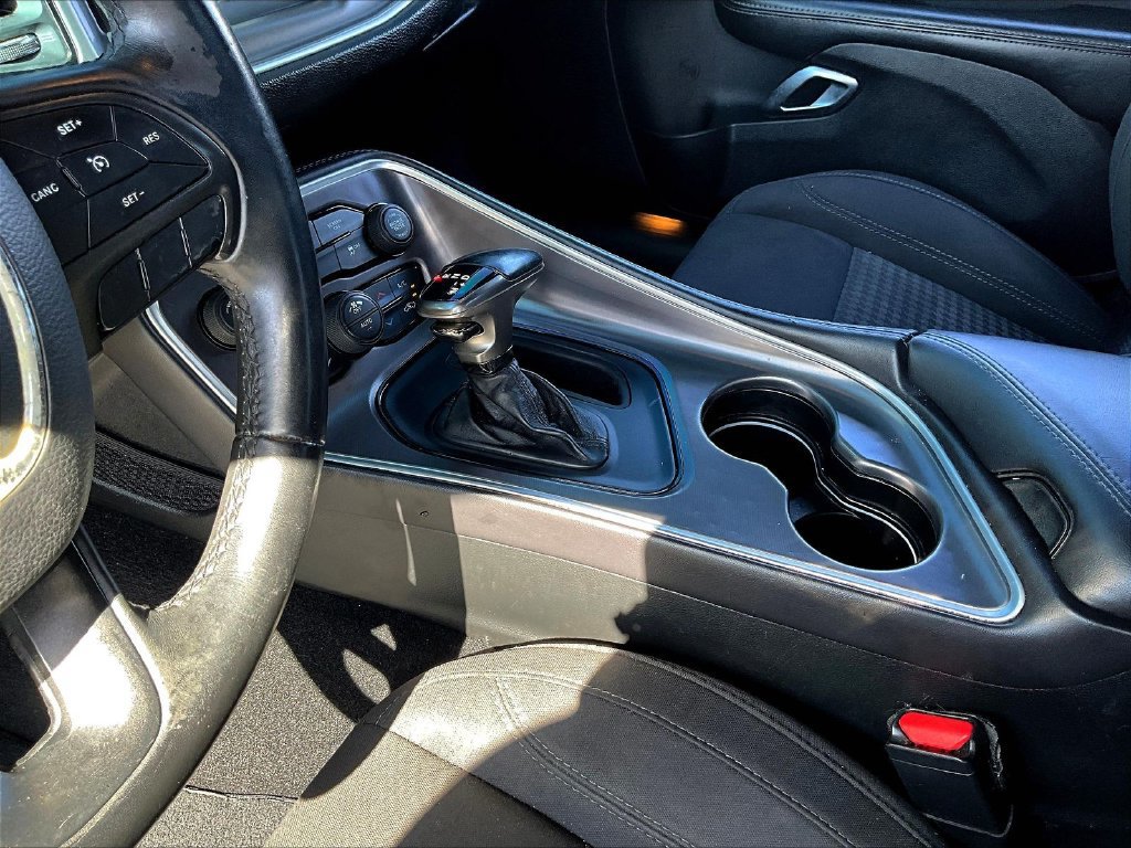 Used 2019 Dodge Challenger SXT RWD image 18